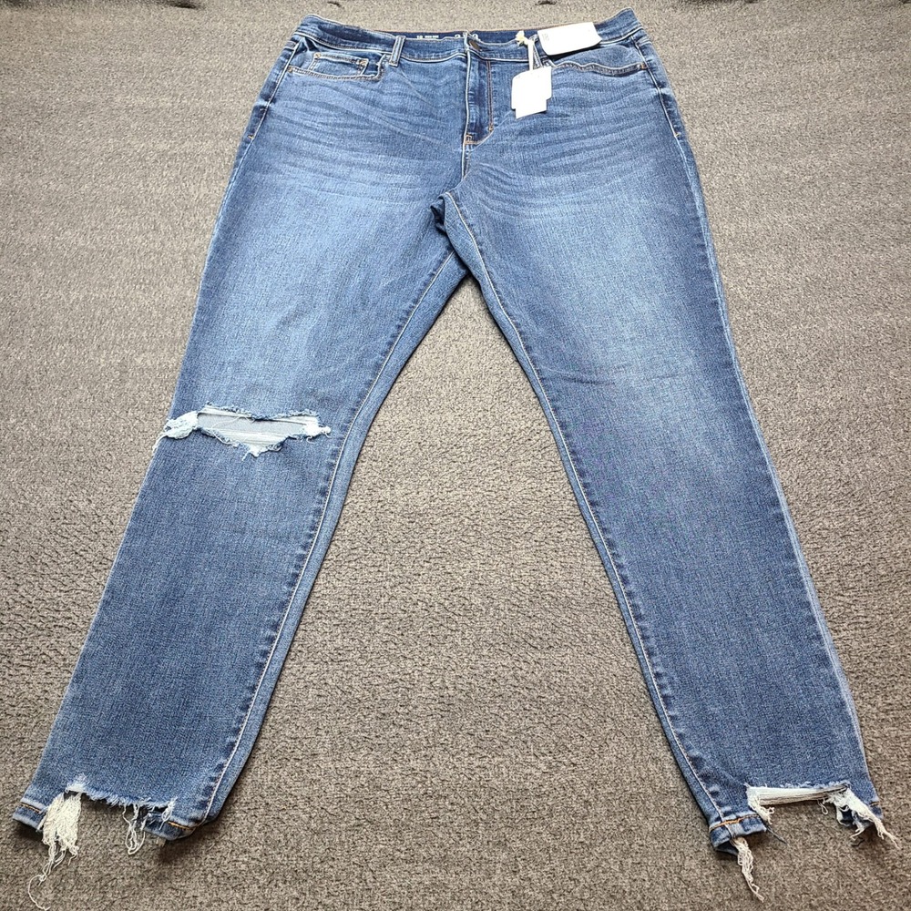 a.n.a High-Rise Jegging Women 18 Blue New Distressed Raw Hem 3638